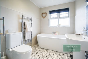 Photo 25- click for photo gallery